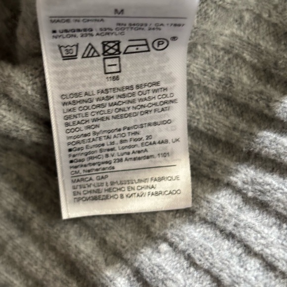 Gap Maternity dress bundle - Picture 5 of 7